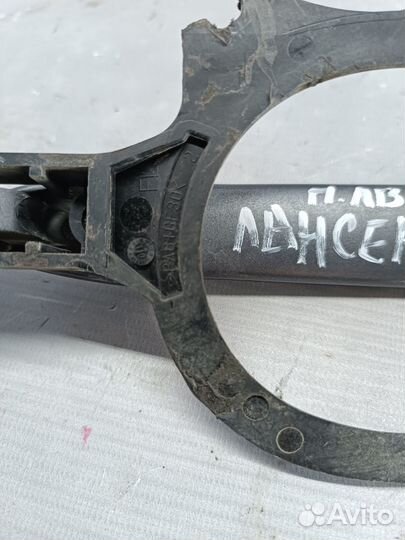 Внешняя ручка открывания двери Mitsubishi Lancer