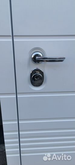 Дверь входная металлическая