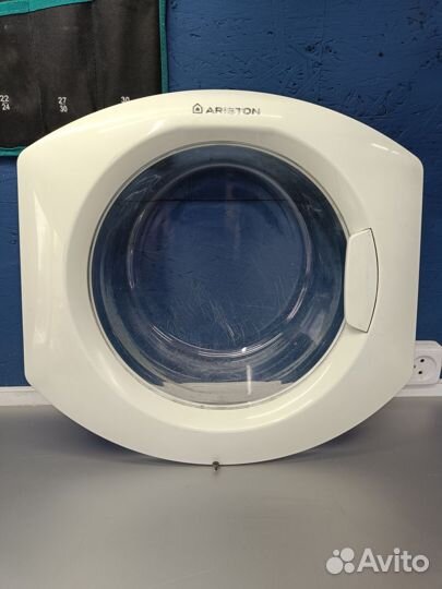 Люк в сборе стир. машины Ariston C00110133