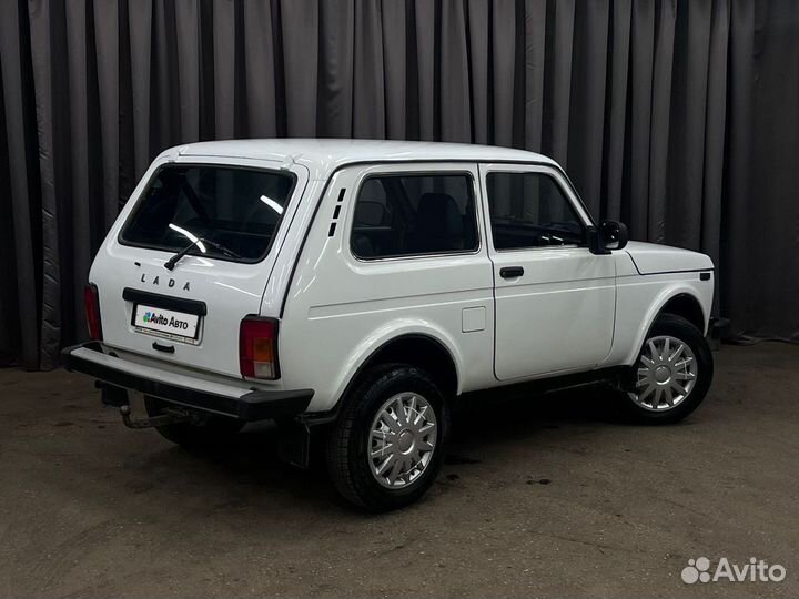 LADA 4x4 (Нива) 1.7 МТ, 2017, 150 000 км