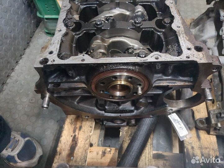 Блок цилиндров киа Ceed, 2007