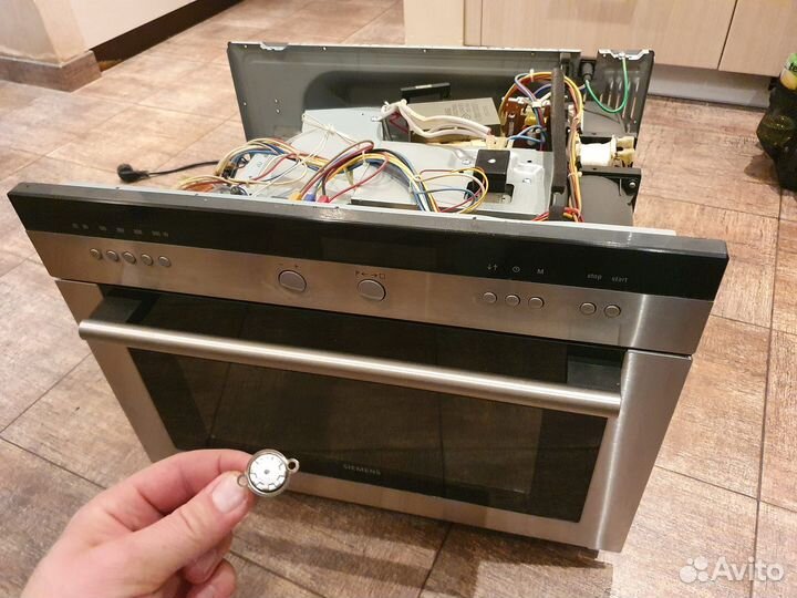 Ремонт стиральных машин и холодильников