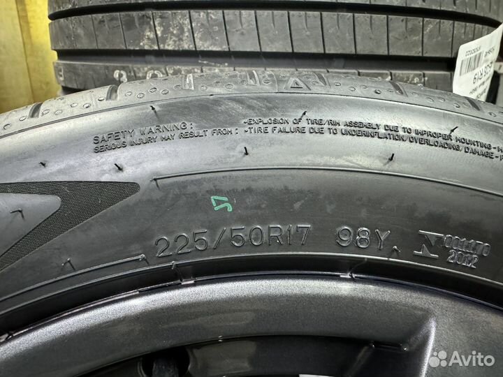 Dunlop SP Sport Maxx 060+ 225/50 R17 98Y