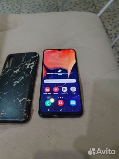 Samsung Galaxy A50, 4/64 ГБ