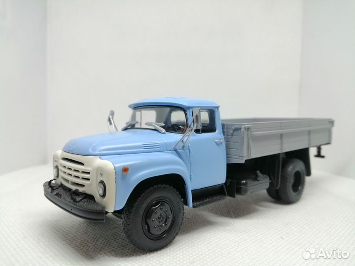 Модель ЗИЛ-130 «бортовой грузовик»