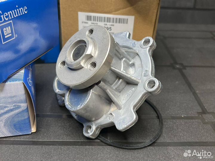 Помпа General Motors для Круз Астра 1.6-1.8