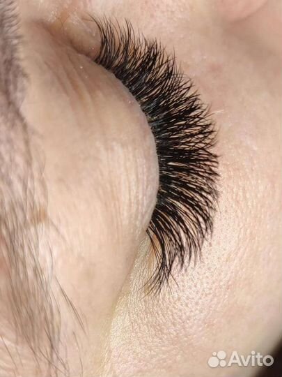 Наращивание ресниц на дому