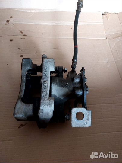 Тормозные супорты тойота королла 2014