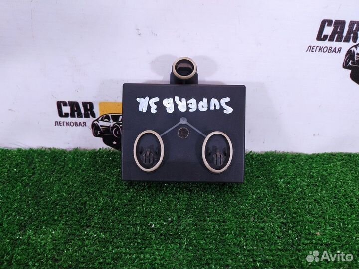 Блок модуль управления дверью Audi A1 8X