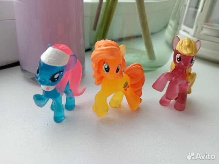 Фигурки My Little Pony (Лотус Блоссом и др.)