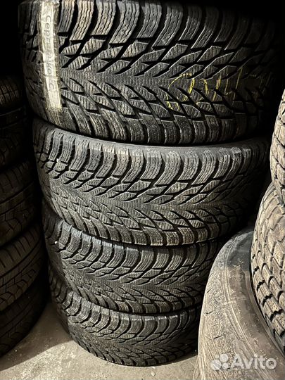 Nokian Tyres Hakkapeliitta R3 SUV 285/45 R21 113T