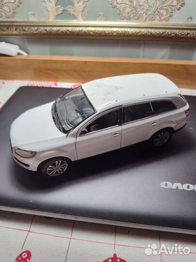 Коллекционные машинки kinsmart