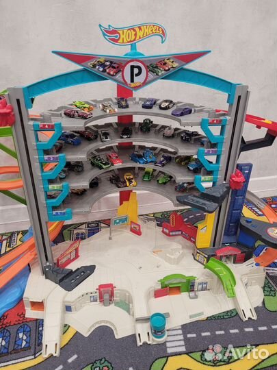 Трек Hot wheels гараж (хот вилс)