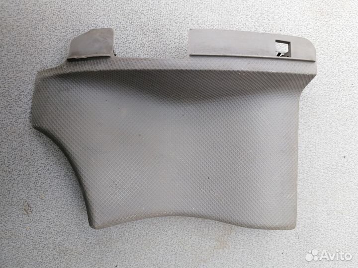 Накладка на торпедо правая Logan 2005-2014