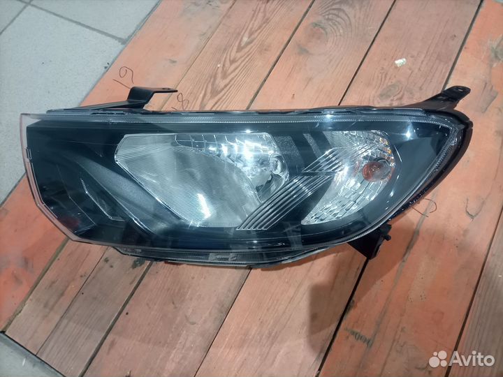 Фара левая на ладу гранту FL