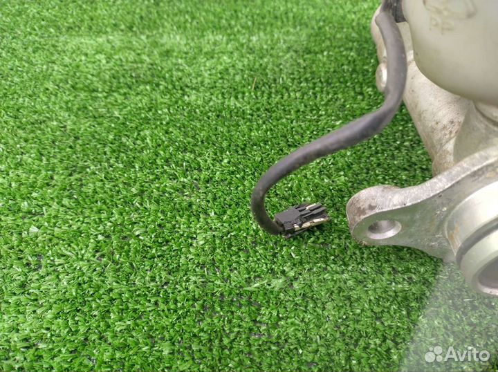 Главный тормозной цилиндр Kia Rio 1