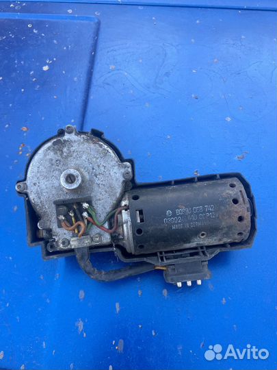 Моторчик дворника merceds 190 w201