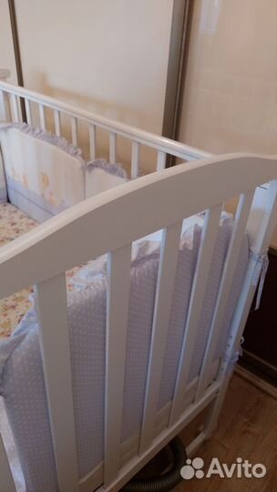Детская кроватка