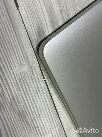 Apple MacBook Pro 15 2018 32gb i7 ssd 512