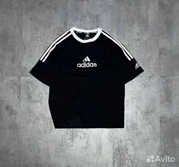 Футболка adidas