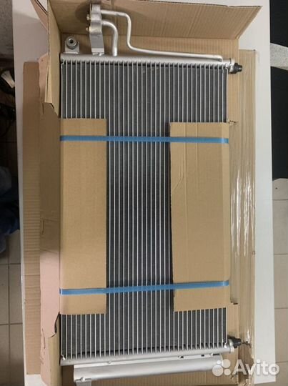 Радиатор кондиционера Kia RIO 2 2005-2011