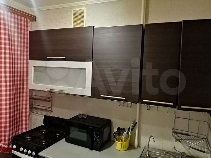 2-к. квартира, 47 м², 1/9 эт.