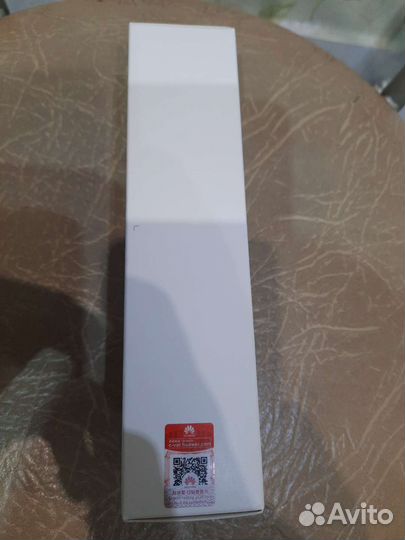 Коробка от монопод-штатива huawei