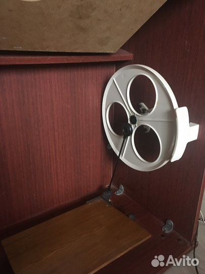 Швейная машинка