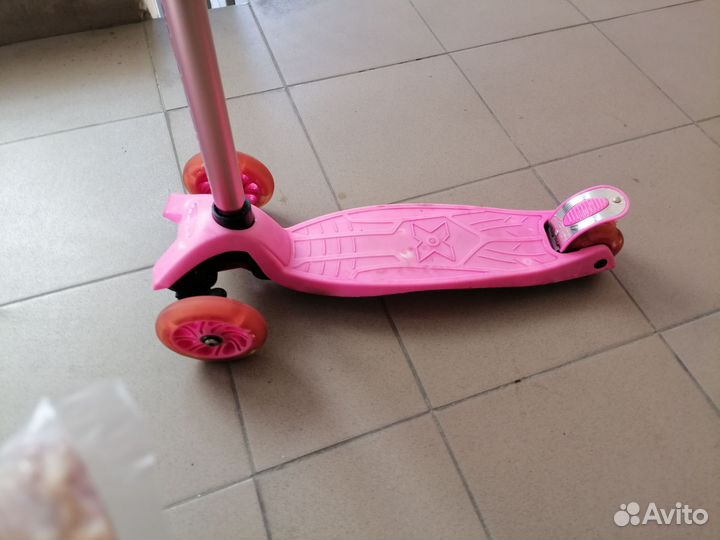 Самокат детский трехколесный