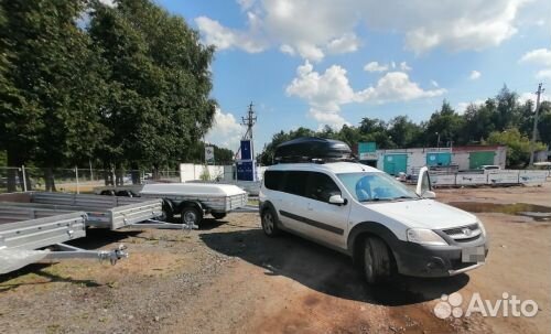 Прицеп с крышкой. Двухосный. Коммерческий