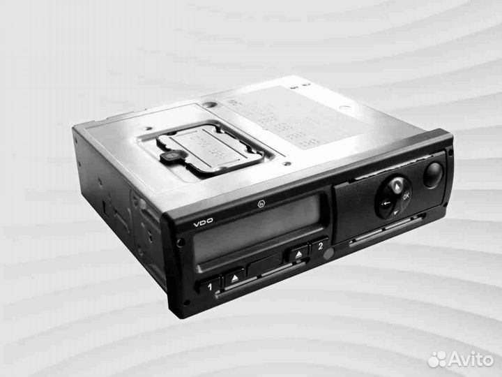 Тахограф VDO 3283 с блоком скзи.С установкой