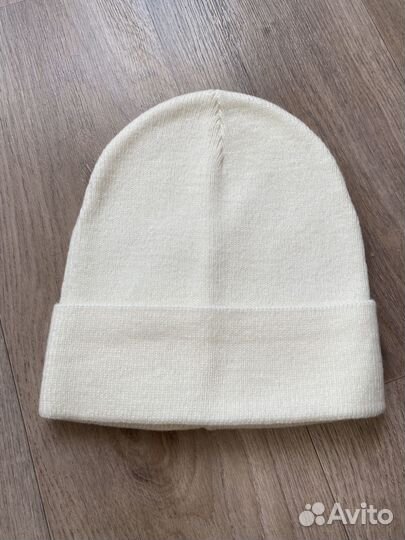 Продаются шапки
