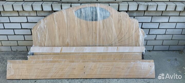 Кровать двухспальная 160 200 деревянная б/у