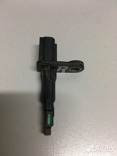 Датчик ABS задний Toyota Highlander GSU75 2grfks)