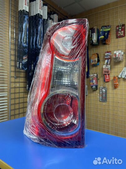 Фонарь лада ларгус