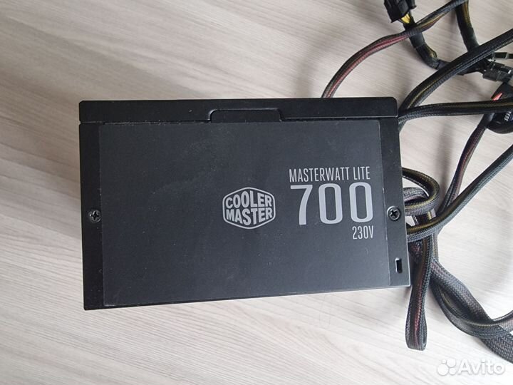 Блок питания 700w