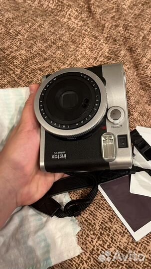 Плёночный фотоаппарат fijifilm instax mini 90