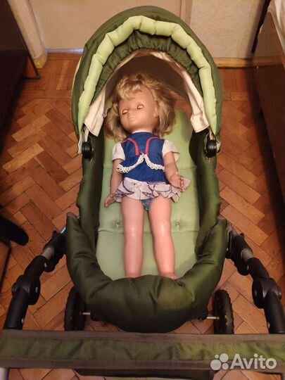 Прогулочная коляска для кукол
