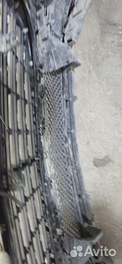 Бампер передний w213