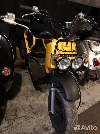 Скутер 4-х такт. 49 куб. Honda Zoomer Япония