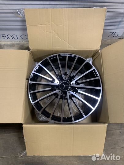 Pirelli Ice Zero 2 235/45 R18 98