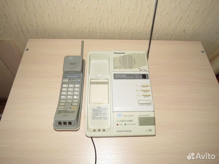 Телефон с автоответчиком