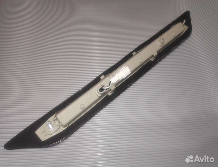 Стоп-сигнал для Nissan X-trail T31