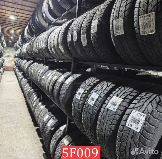 Pirelli P Zero 275/40 R22 108M