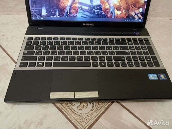 Мощный Samsung Core i7 2670qm 12гб GT520mx