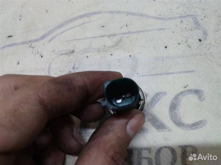 Датчик давления масла VW Passat (B7) 2011-2015