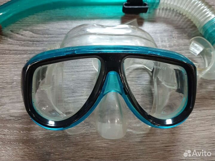 Маска с трубкой