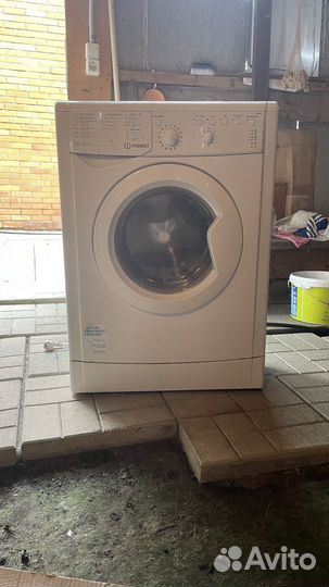 Стиральная машина indesit