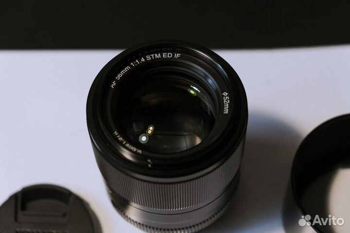 Объектив Viltrox AF 56mm f1.4 STM для Fujifilm