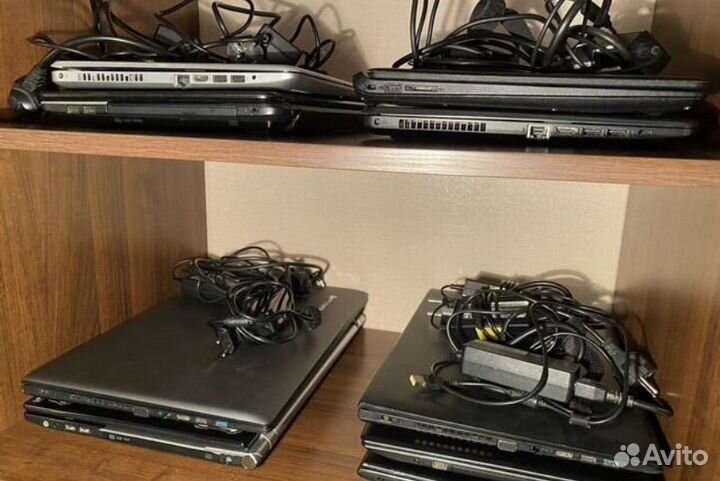 Ноутбуки с витрин, после закрытия офисов